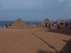 3 pyramids built out of sandbags on Portobello beach during the summer of 2007 3 pyramids built out of sandbags on Portobello beach during the summer of 2007